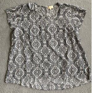 Lucy & Laurel Blouse Top 2X Geometric Boho Beach Short Sleeve Black White Career